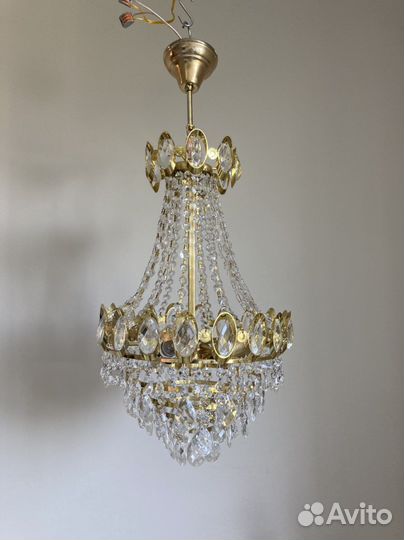 Хрустальная люстра 