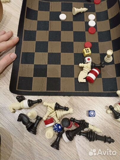 Шахматы,нарды, шашки в тубе,3 в 1