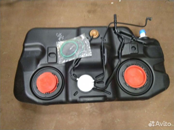 Jeep Compass / Jeep Patriot 07-11 бензобак новый