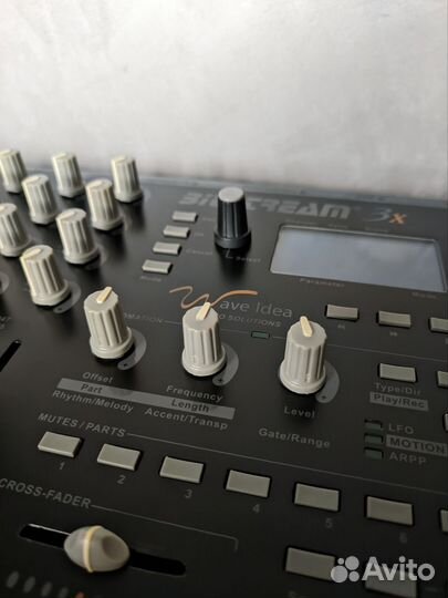 Midi контроллер CME bitstream 3X