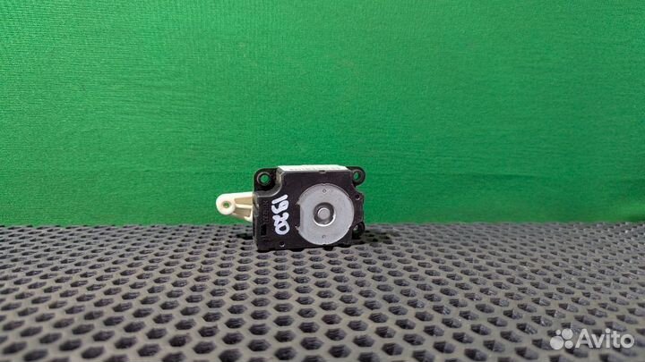 Моторчик заслонки печки Subaru Forester SH T1011654W