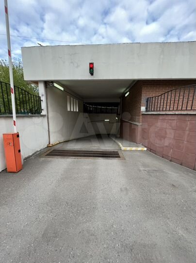 Машиноместо, 15 м²