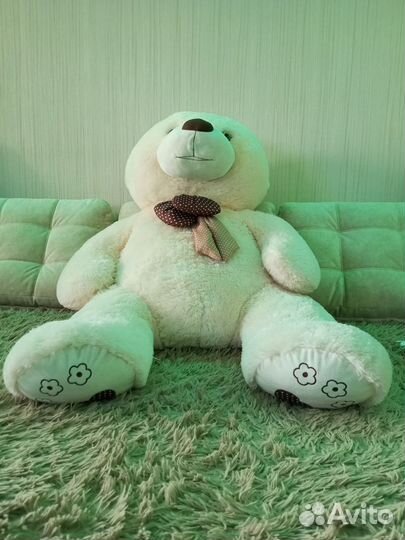 Плюшевый медведь