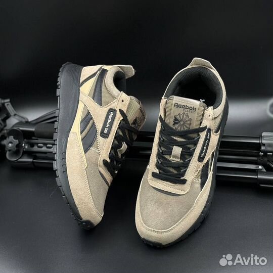 Кроссовки Reebok Доставка