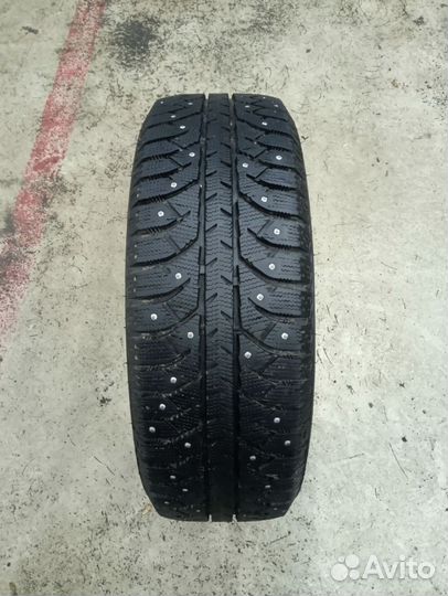 Bridgestone Ice Cruiser 7000S 185/60 R15 84T