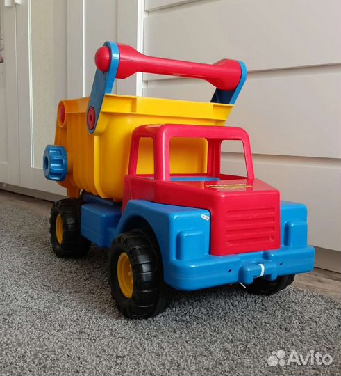 Детская машинка каталка