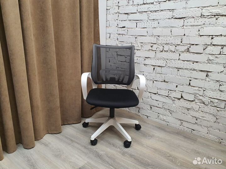 Кресло офисное