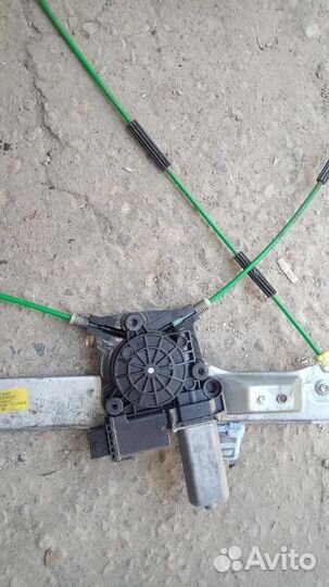 Стеклоподъёмник на Опель Корса Д