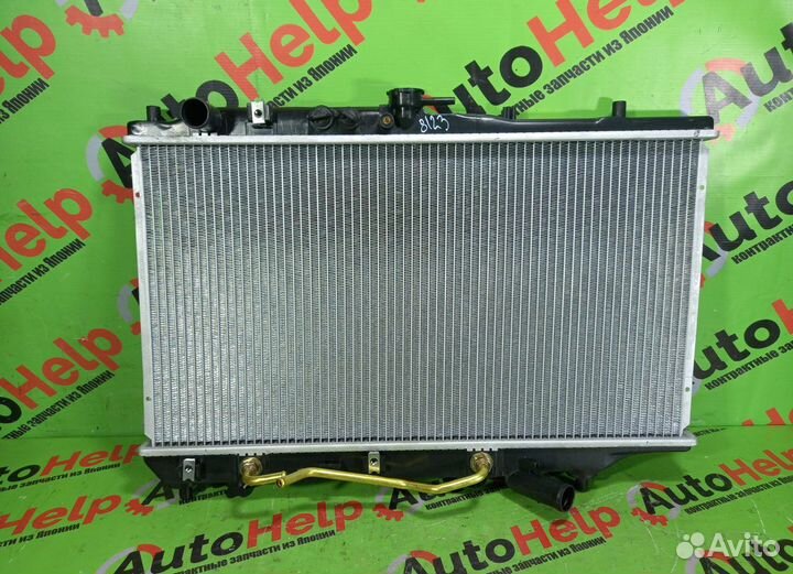 Радиатор mazda familia BG5 B5 новый