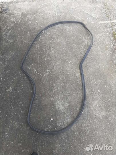 Уплотнитель багажника A8D2 S8D2