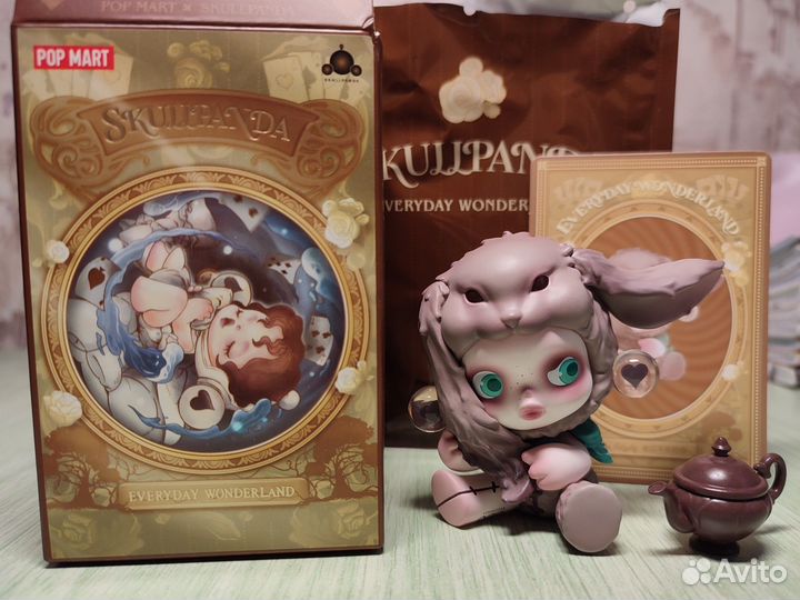 Фигурка POP mart. skullpanda 