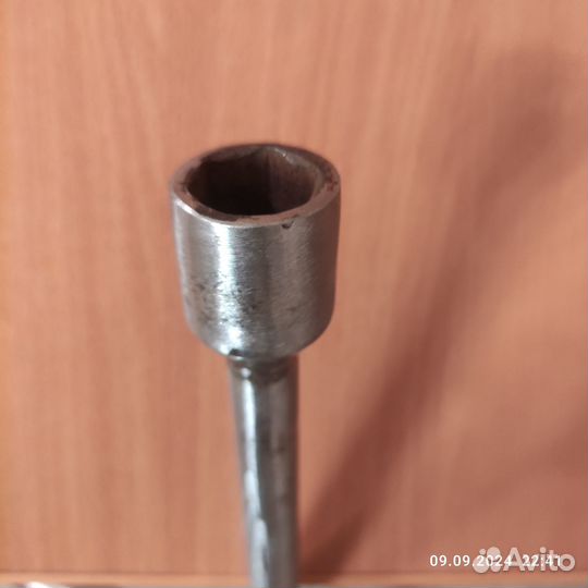 Гаечный ключ четырёх-рожковый на 24,22,20,18мм