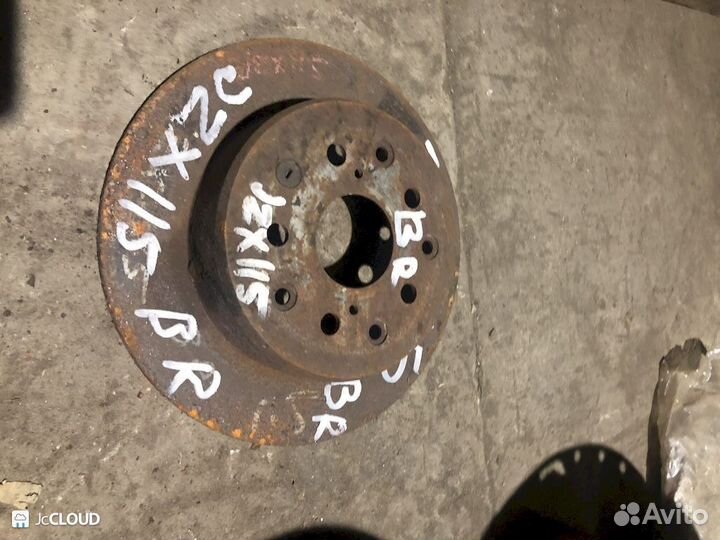 Тормозной диск на toyota mark II JZX115 1JZ