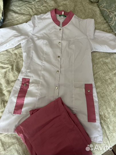 Медицинский костюм