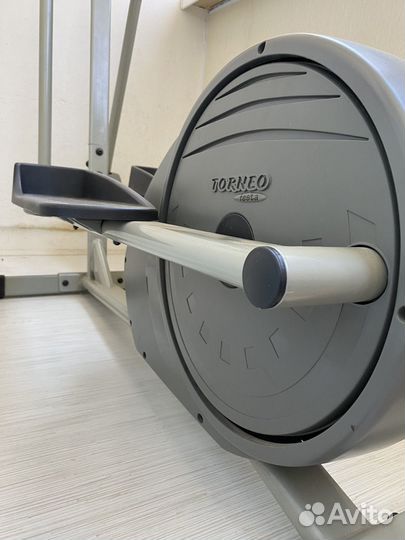 Эллиптический тренажер Torneo Festa C-307