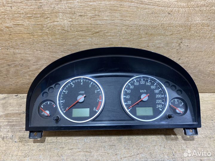Панель приборов Ford Mondeo 3 бензин 112499
