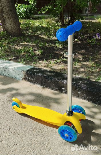 Самокат детский трехколесный kreiss