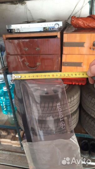 Toyota avensis ветровики передние