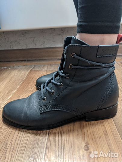 Ботинки женские осенние