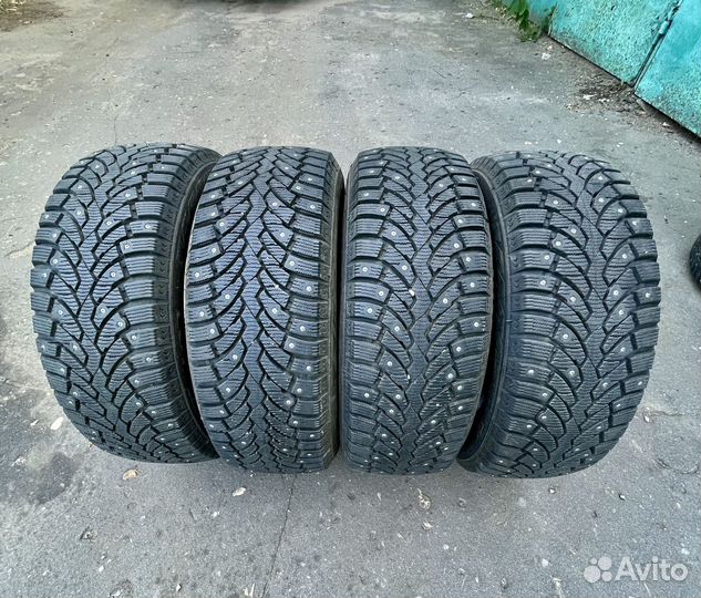 Pirelli Formula Ice 205/55 R16 94T