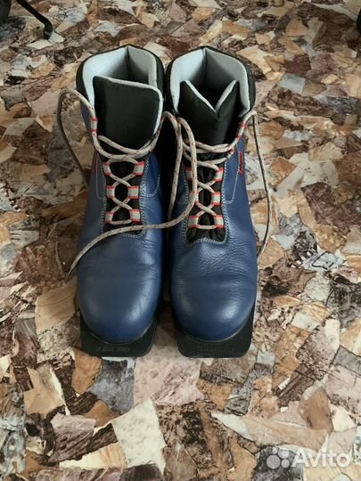 Беговые лыжи