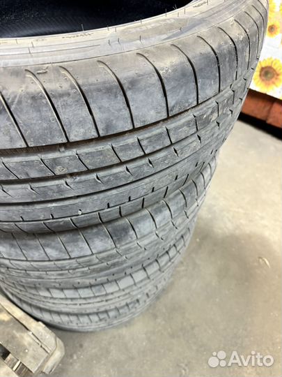 Goodyear Eagle F1 Asymmetric 3 SUV 245/45 R20 99V