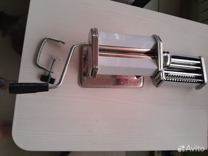 Тестораскатка лапшерезка