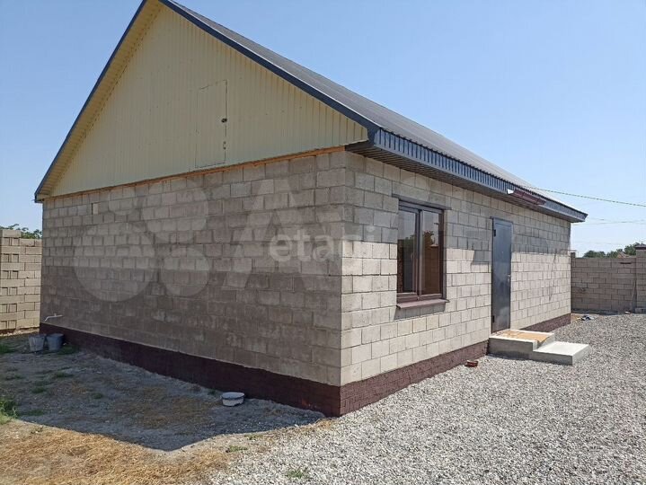 Дом 68,8 м² на участке 7,4 сот.