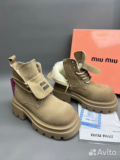 Ботинки Miu Miu с мехом