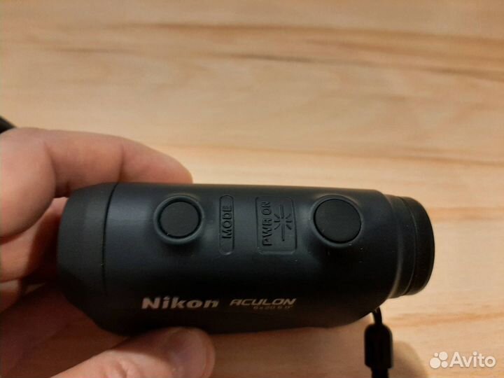 Лазерный дальномер Nikon 6x20 Aculon AL11