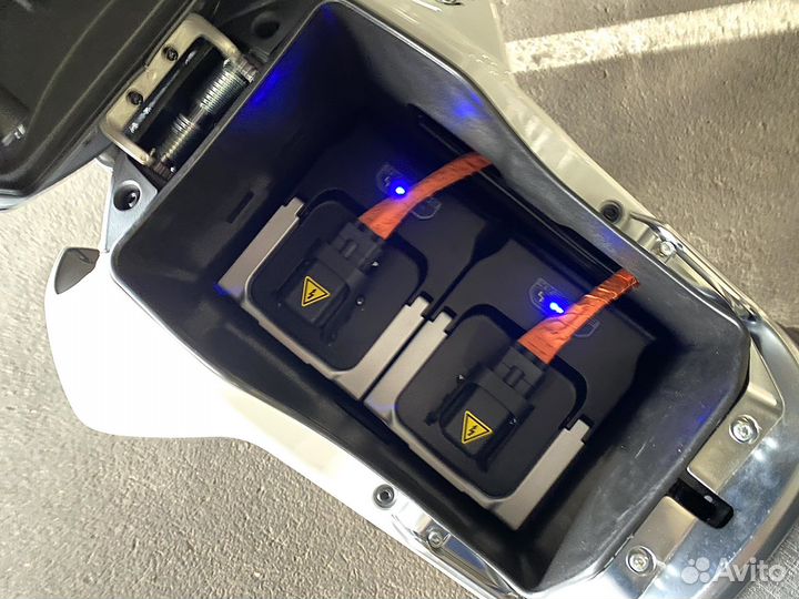 Электромотоцикл CF Moto Papio Nova