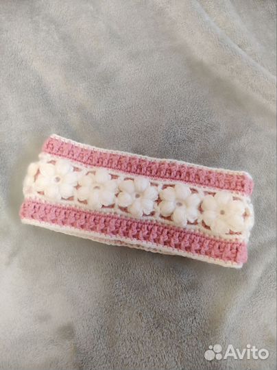Повязка на голову вязаная