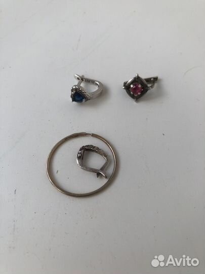 Серьги -потеряшкиодиночные.Цена за все