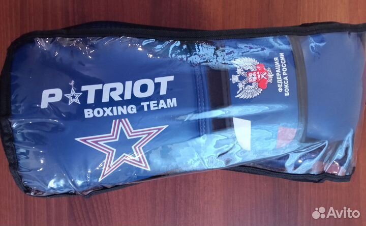 Боксерские перчатки 10 oz