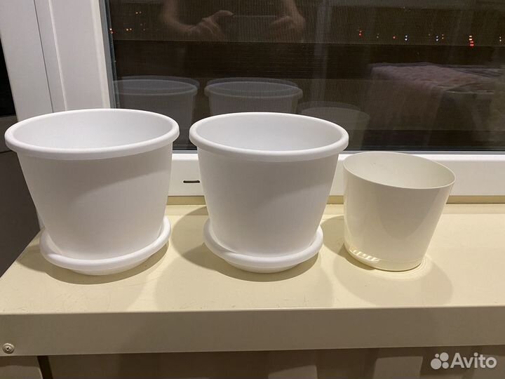 Горшок для цветов белый