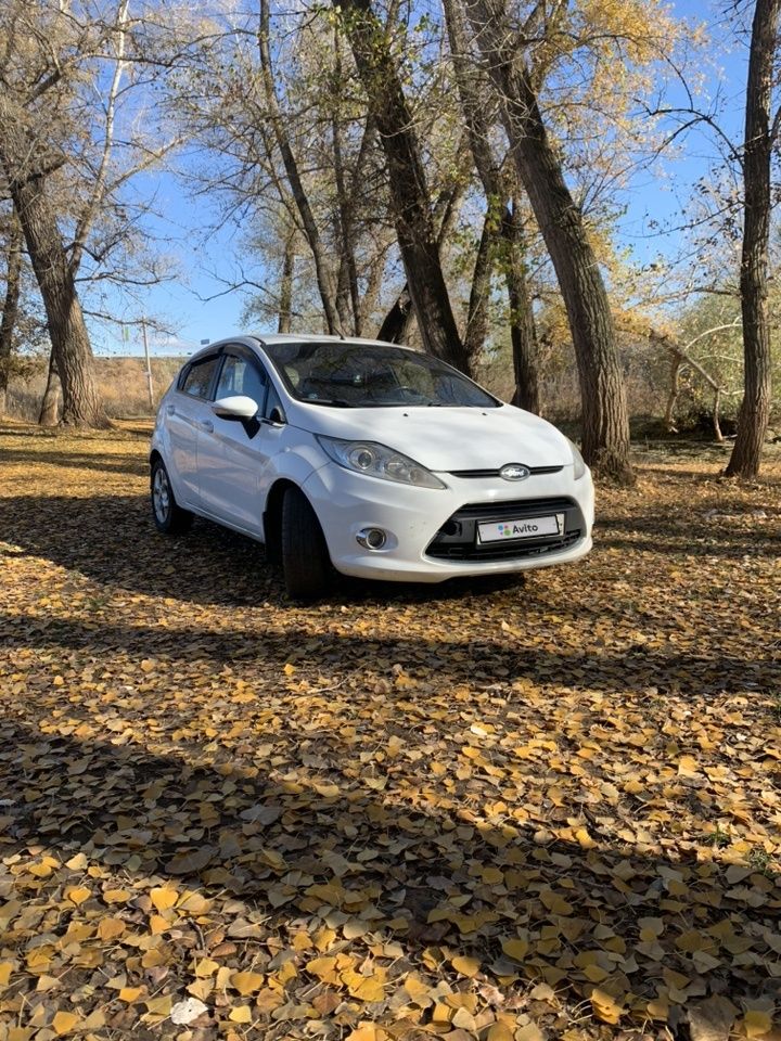 Ford Fiesta: фото владельца