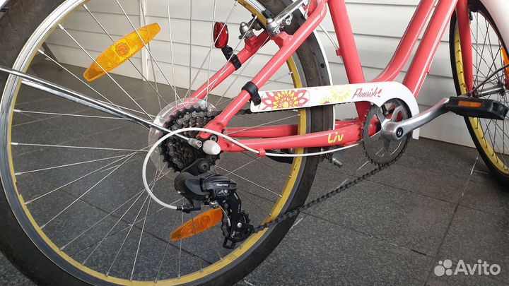 Велосипед Giant Flourish liv