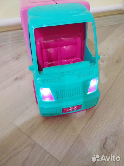 Машина- домик для кукол