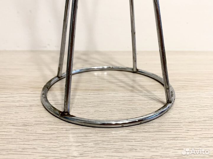 Подставка под кухонные приборы и кухонную утварь