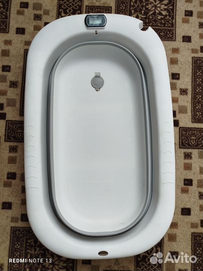 Ванночка для купания новорожденного