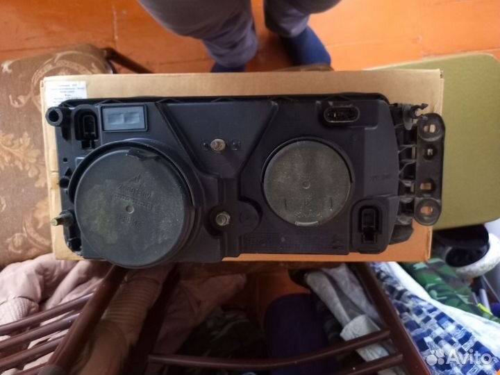 Фара левая iveco stralis