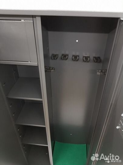 Сейф оружейный Aiko 1462. Вмещает до семи стволов