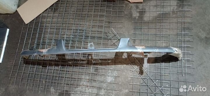 Подфарник на спринтер 110 кузов