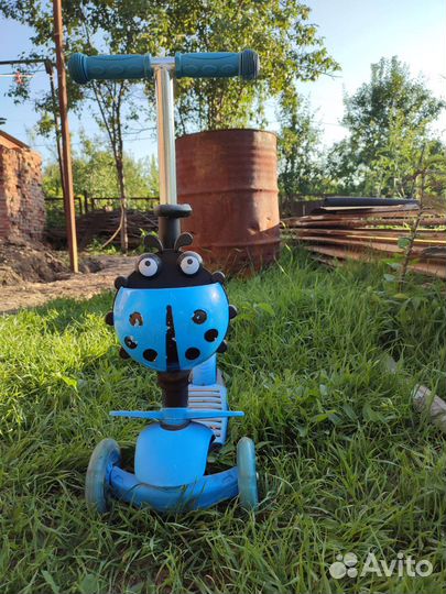 Самокат детский трехколесный