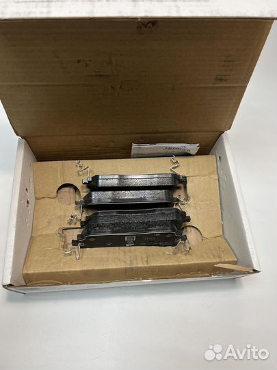 Тормозные колодки A0004202404 Mercedes