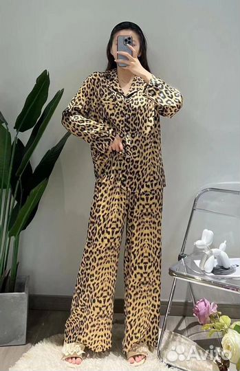 Шелковый комплект рубашка брюки