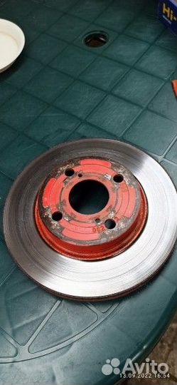 Тормозные диски задние на Тойоту королла