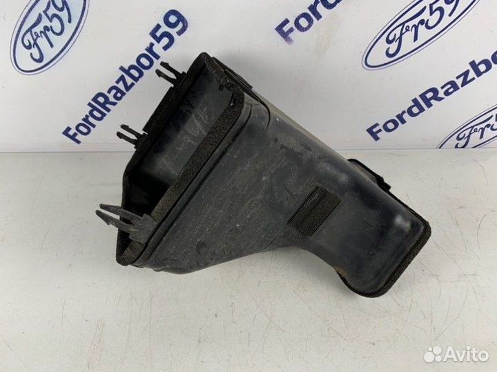 Воздухозаборник Hyundai Tucson JM 2.0 tdci 2005