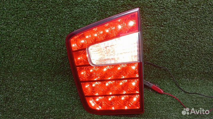 Вставка багажника Kia Mohave Правая