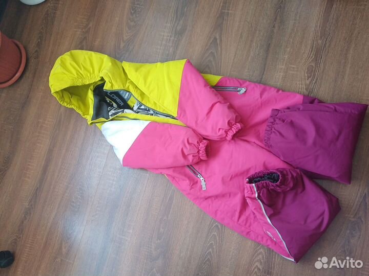 Зимний комбинезон для девочки